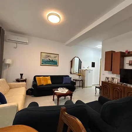 Διαμέρισμα E&e Vlorë